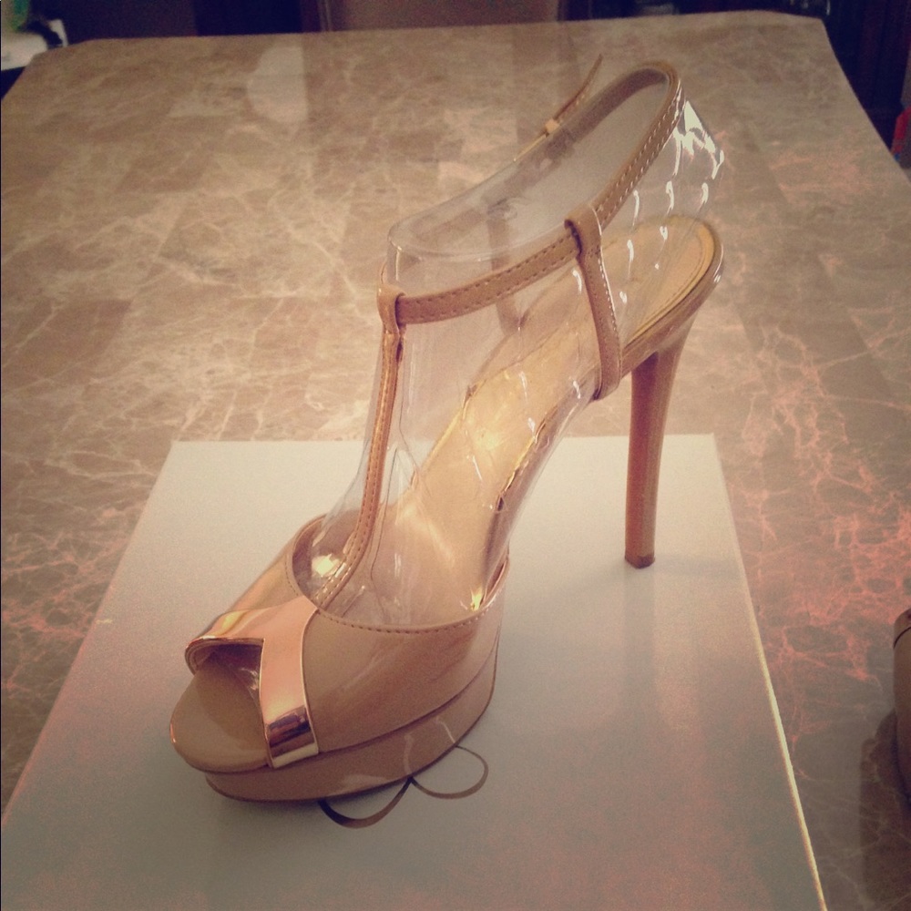 Jessica Simpson heels